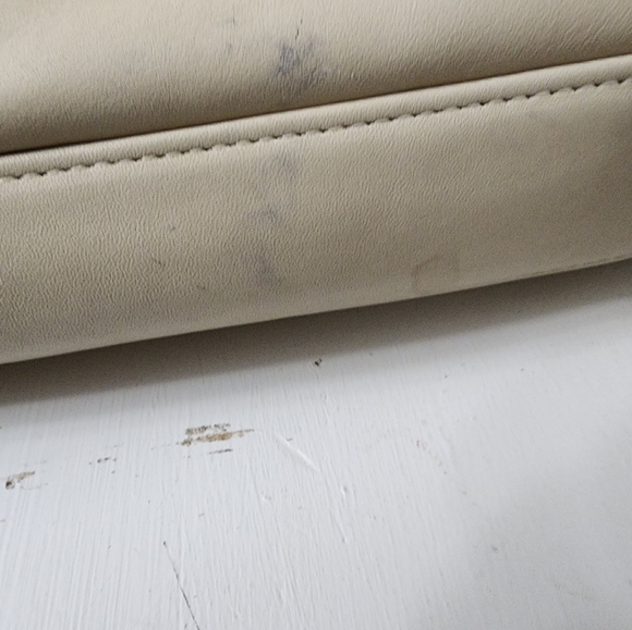 Vintage Coach Ridgefield Flap - Picture 10 of 15